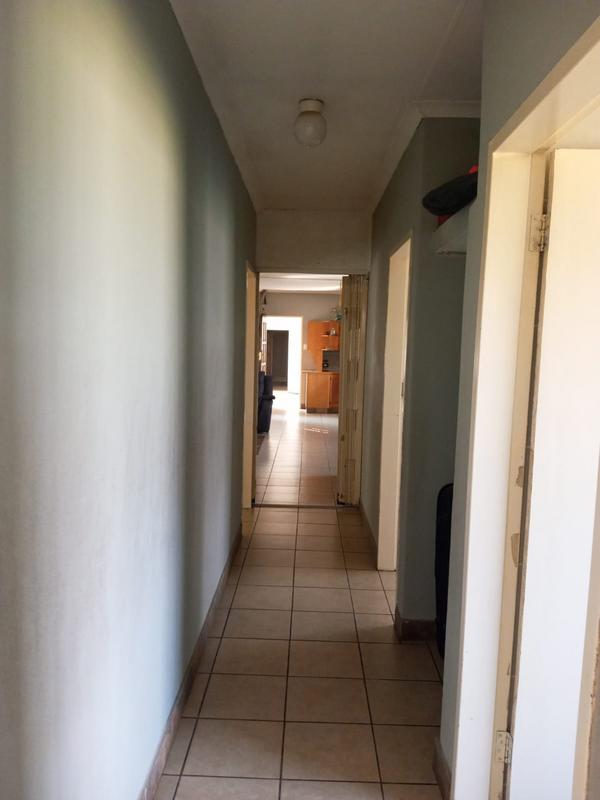 To Let 4 Bedroom Property for Rent in Rietkol AH Mpumalanga