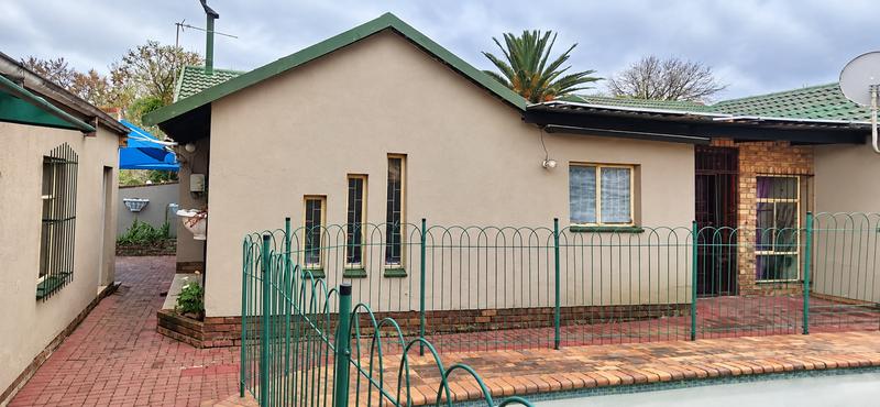 6 Bedroom Property for Sale in Secunda Mpumalanga