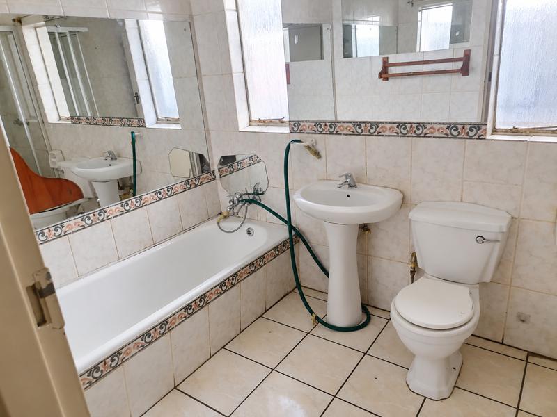 6 Bedroom Property for Sale in Secunda Mpumalanga