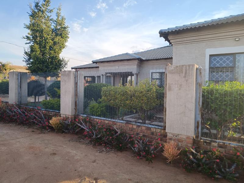 4 Bedroom Property for Sale in Kwamhlanga Mpumalanga
