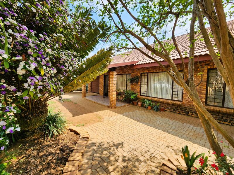 3 Bedroom Property for Sale in Lydenburg Mpumalanga