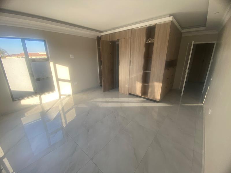 4 Bedroom Property for Sale in Aerorand Mpumalanga