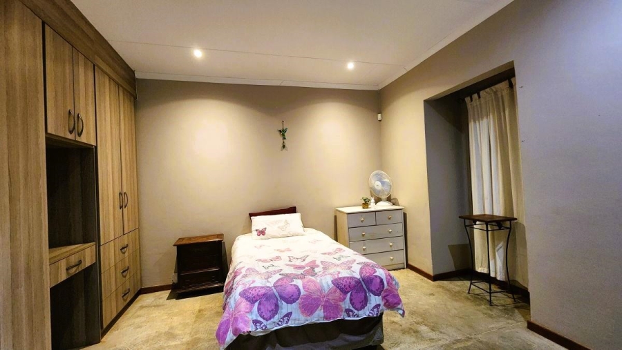 To Let 3 Bedroom Property for Rent in White River Mpumalanga