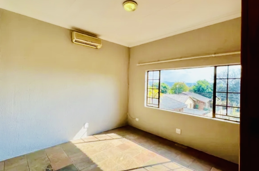 To Let 2 Bedroom Property for Rent in West Acres Mpumalanga