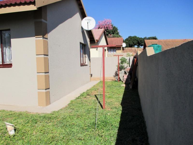 3 Bedroom Property for Sale in Emoyeni Mpumalanga