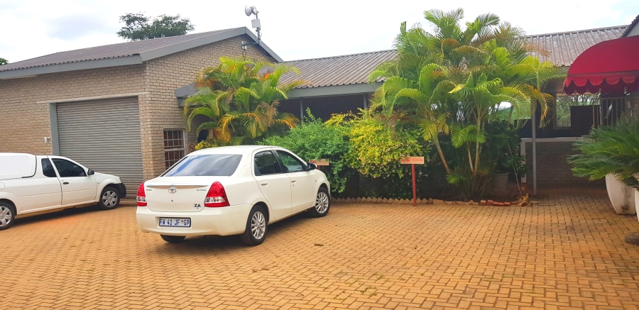 8 Bedroom Property for Sale in Rocky Drift Mpumalanga