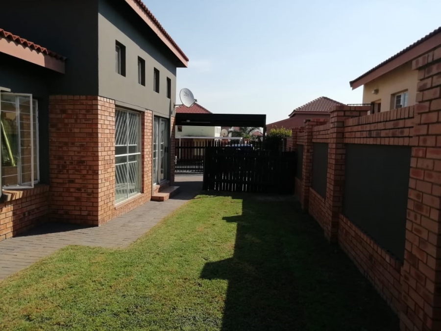 2 Bedroom Property for Sale in Reyno Ridge Mpumalanga