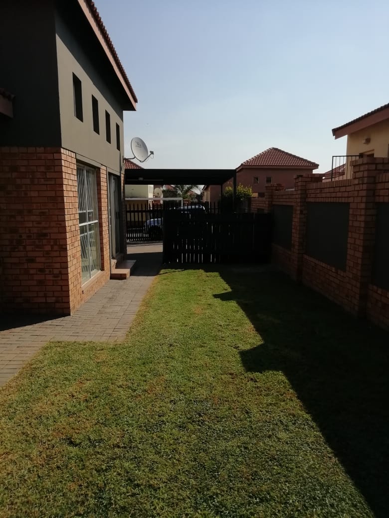 2 Bedroom Property for Sale in Reyno Ridge Mpumalanga