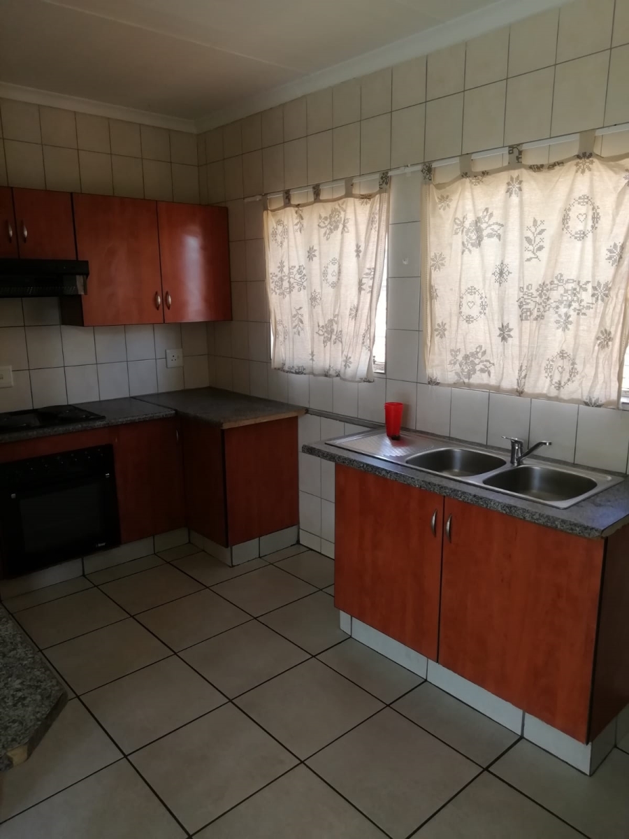 2 Bedroom Property for Sale in Reyno Ridge Mpumalanga