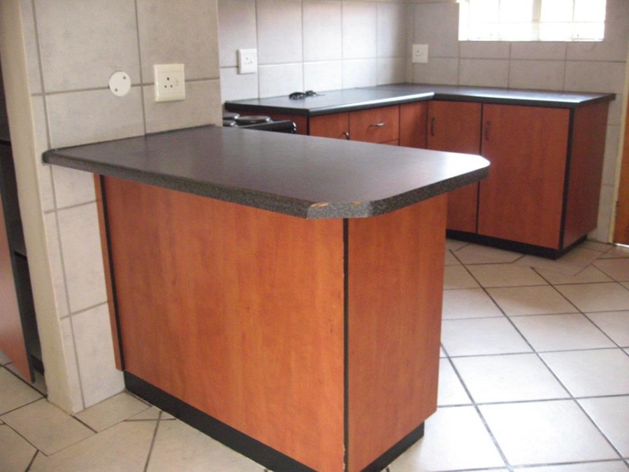 To Let 2 Bedroom Property for Rent in Ermelo Mpumalanga