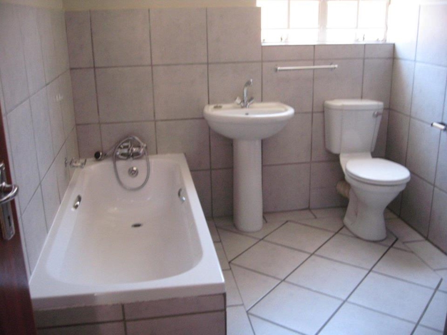 To Let 2 Bedroom Property for Rent in Ermelo Mpumalanga