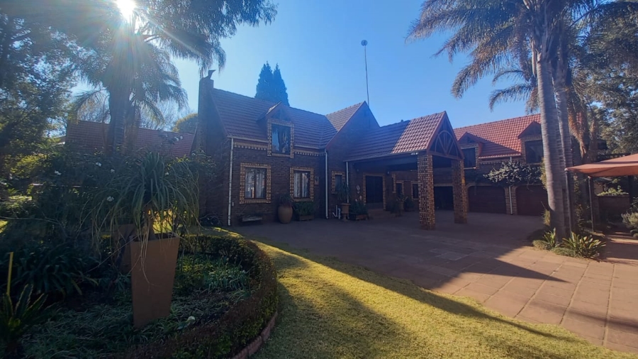 5 Bedroom Property for Sale in Gholfsig Mpumalanga