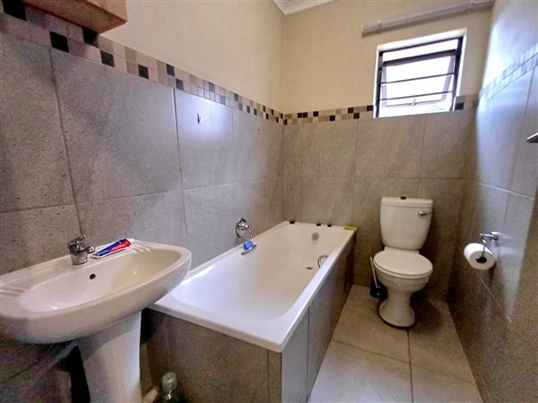 3 Bedroom Property for Sale in Embalenhle Mpumalanga