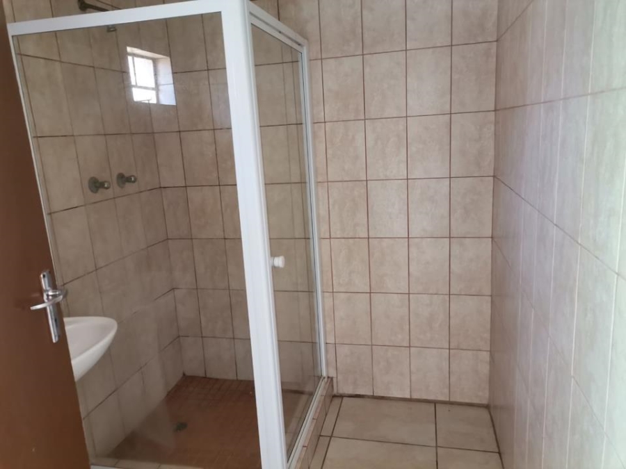 To Let 1 Bedroom Property for Rent in Ermelo Mpumalanga