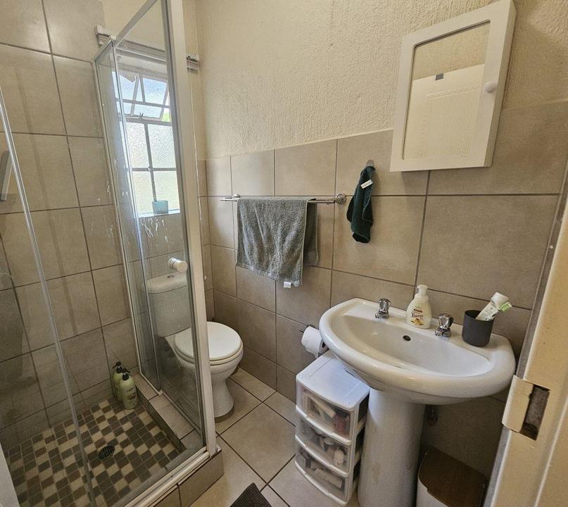 2 Bedroom Property for Sale in Nelspruit Ext 11 Mpumalanga