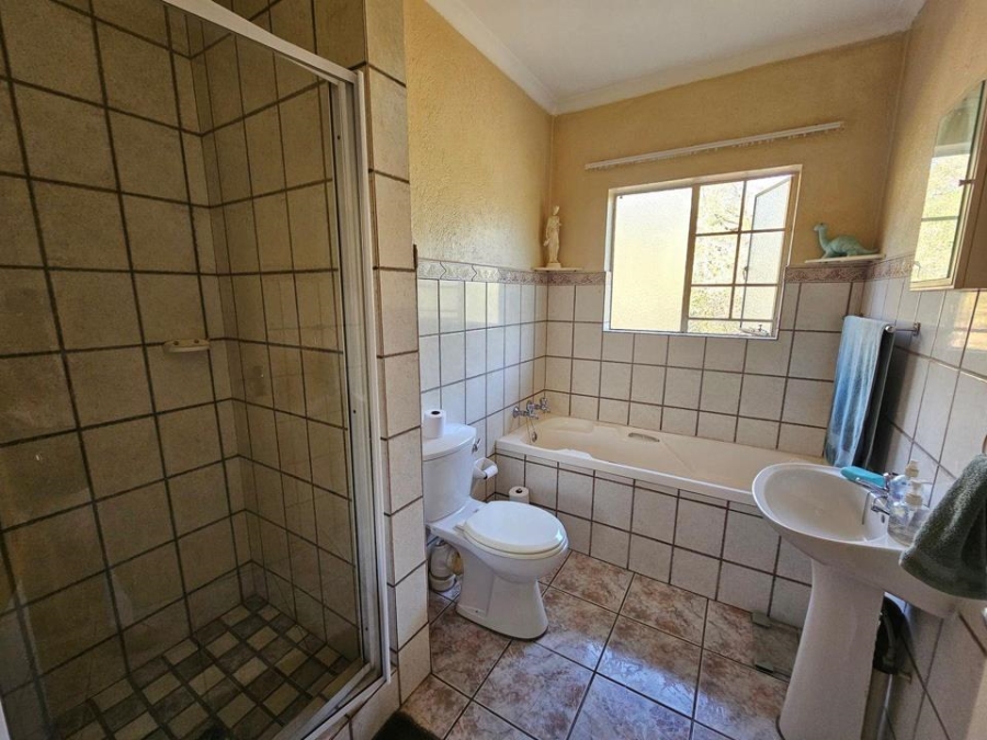 3 Bedroom Property for Sale in Nelspruit Ext 22 Mpumalanga