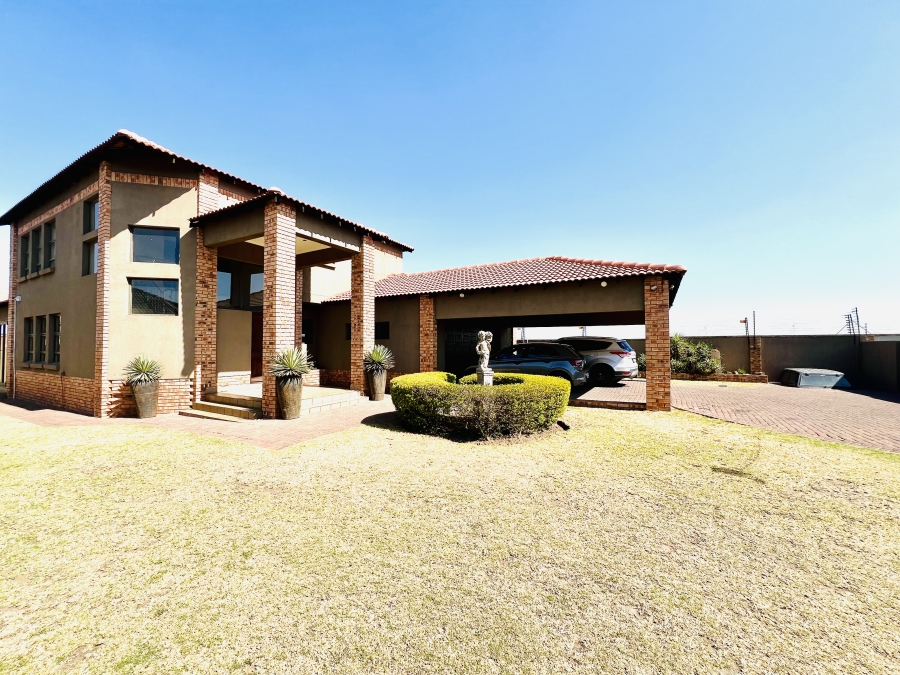 4 Bedroom Property for Sale in Reyno Ridge Mpumalanga