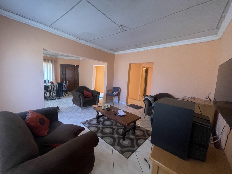 4 Bedroom Property for Sale in Kwamhlanga Mpumalanga