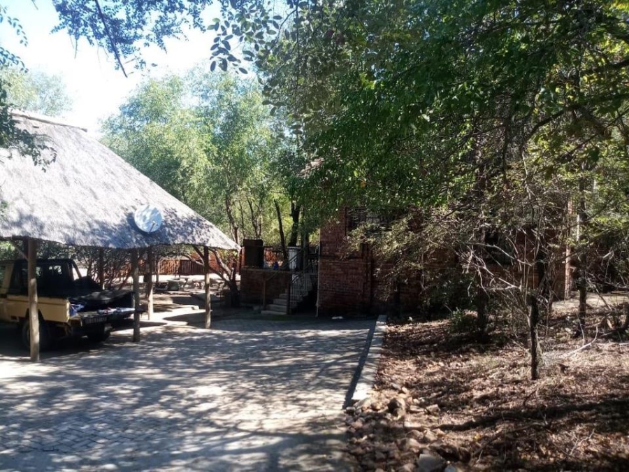 2 Bedroom Property for Sale in Marloth Park Mpumalanga