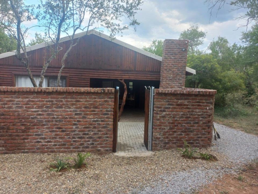 3 Bedroom Property for Sale in Marloth Park Mpumalanga