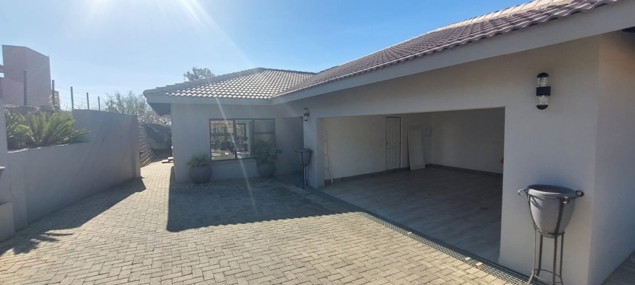 3 Bedroom Property for Sale in Ntulo Wildlife Estate Mpumalanga