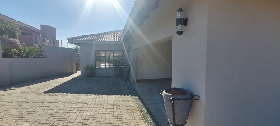 3 Bedroom Property for Sale in Ntulo Wildlife Estate Mpumalanga