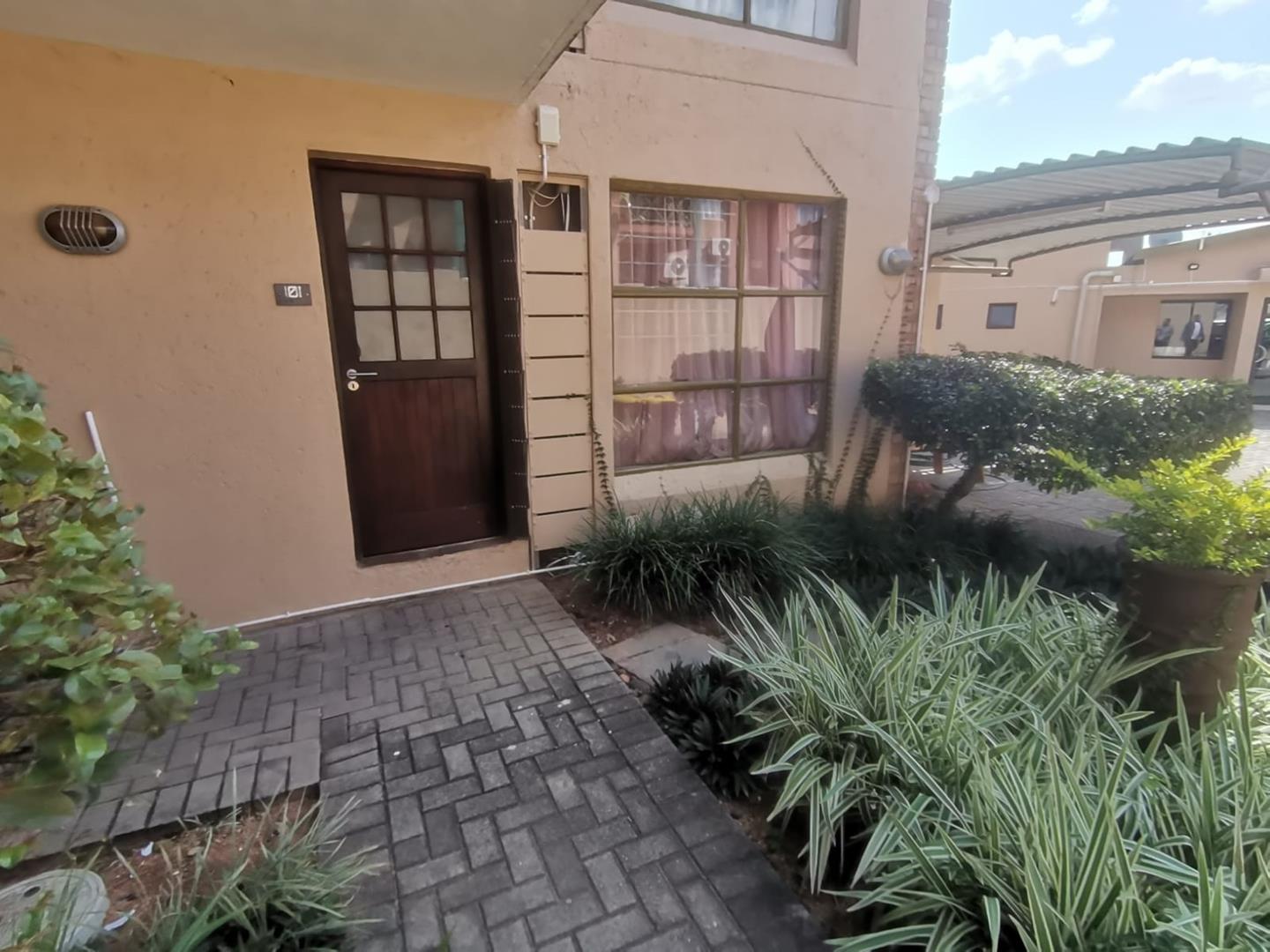 2 Bedroom Property for Sale in West Acres Mpumalanga