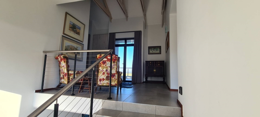 To Let 5 Bedroom Property for Rent in White River Mpumalanga
