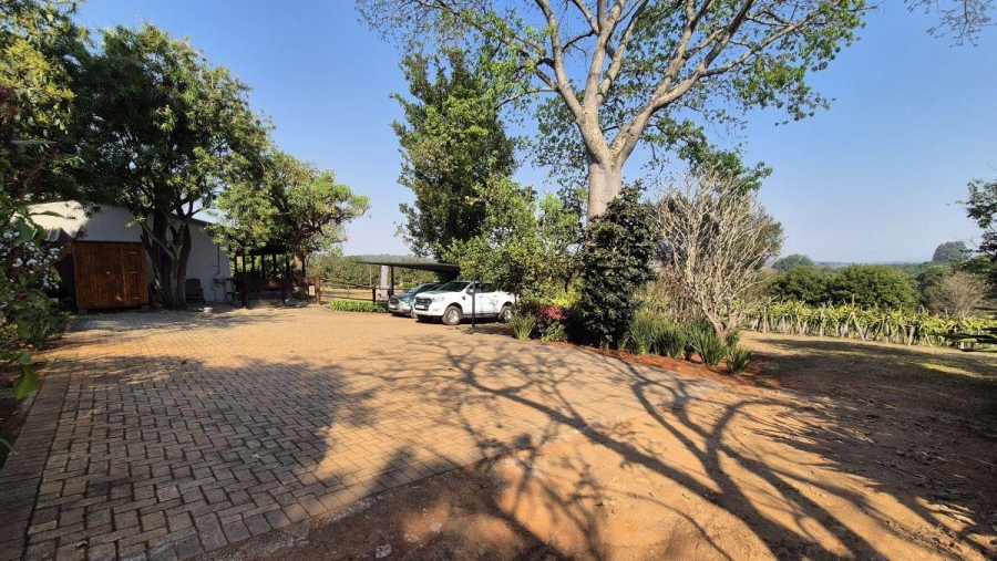 10 Bedroom Property for Sale in White River Mpumalanga