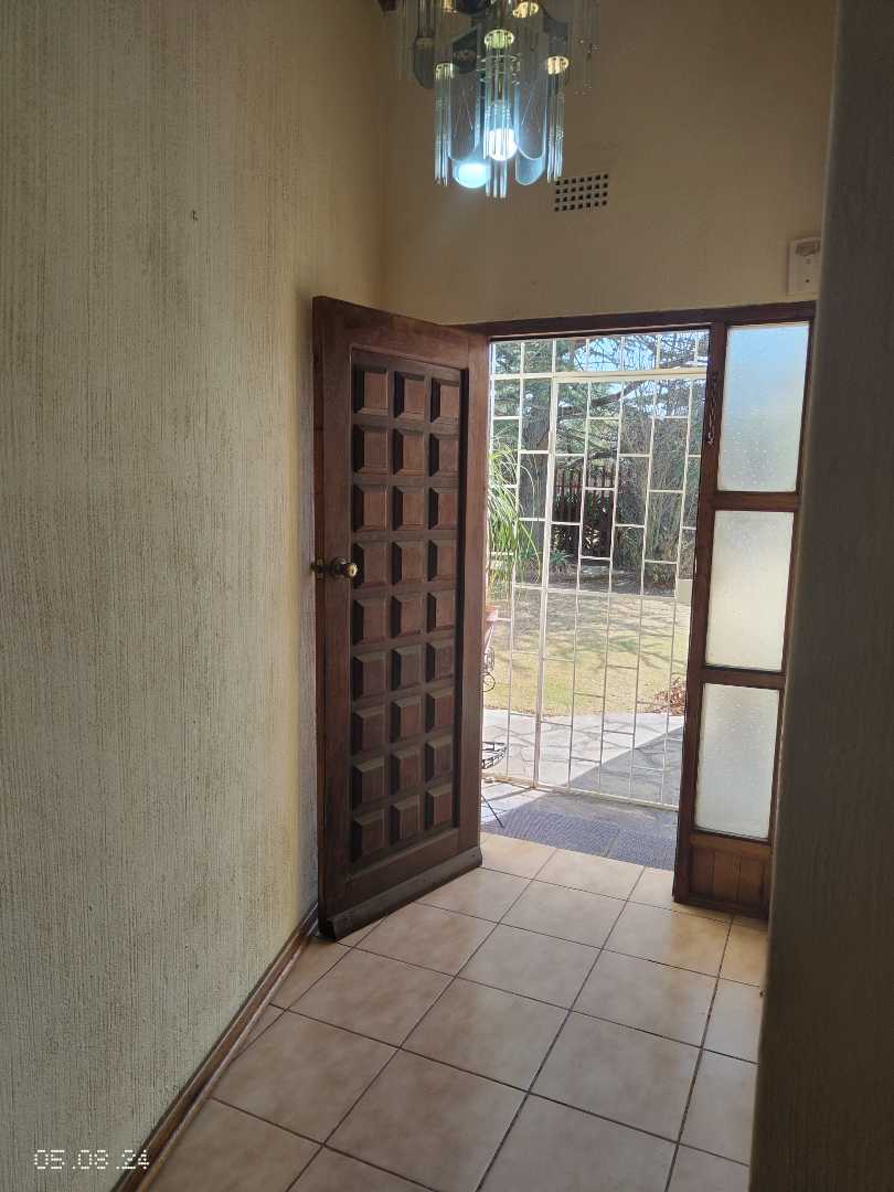 6 Bedroom Property for Sale in Volksrust Mpumalanga