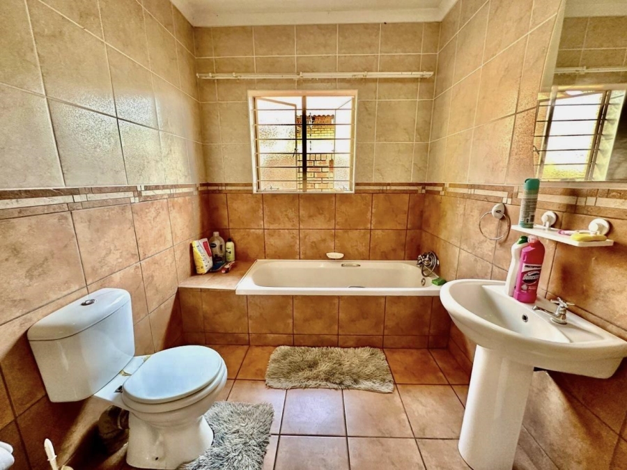 3 Bedroom Property for Sale in Reyno Ridge Mpumalanga