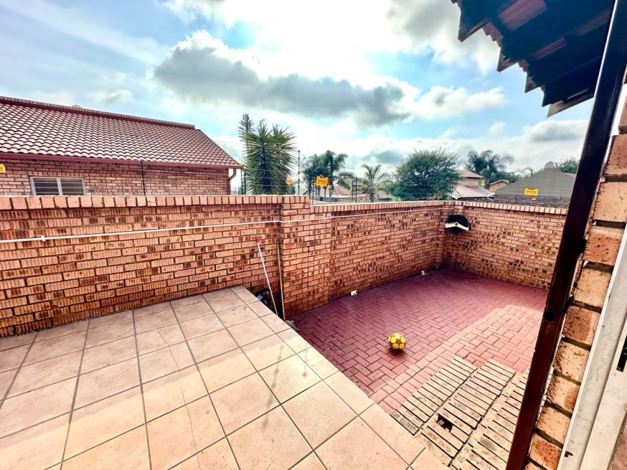 3 Bedroom Property for Sale in Reyno Ridge Mpumalanga