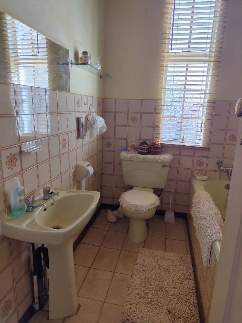 3 Bedroom Property for Sale in Volksrust Mpumalanga