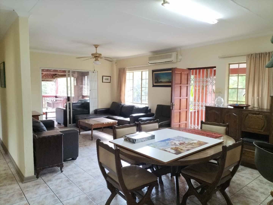 2 Bedroom Property for Sale in Nelspruit Mpumalanga