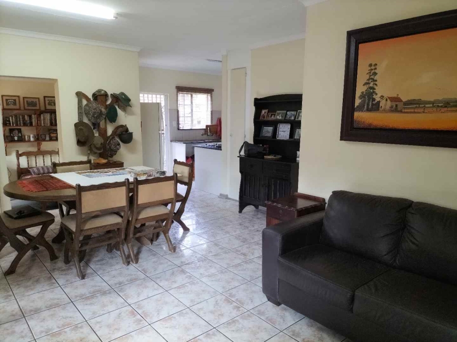 2 Bedroom Property for Sale in Nelspruit Mpumalanga