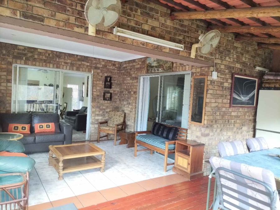 2 Bedroom Property for Sale in Nelspruit Mpumalanga