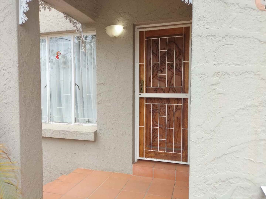 To Let 2 Bedroom Property for Rent in Nelspruit Mpumalanga