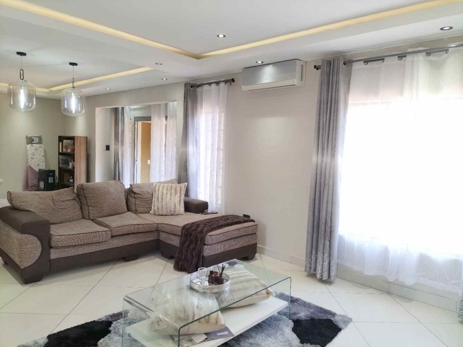 3 Bedroom Property for Sale in Stonehenge Mpumalanga