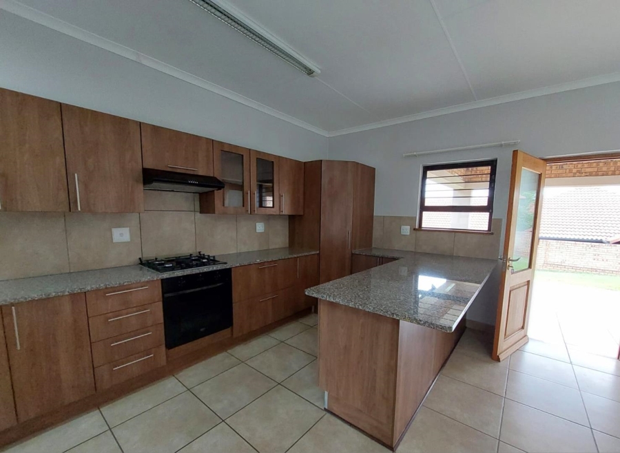 3 Bedroom Property for Sale in Bateleur Estate Mpumalanga