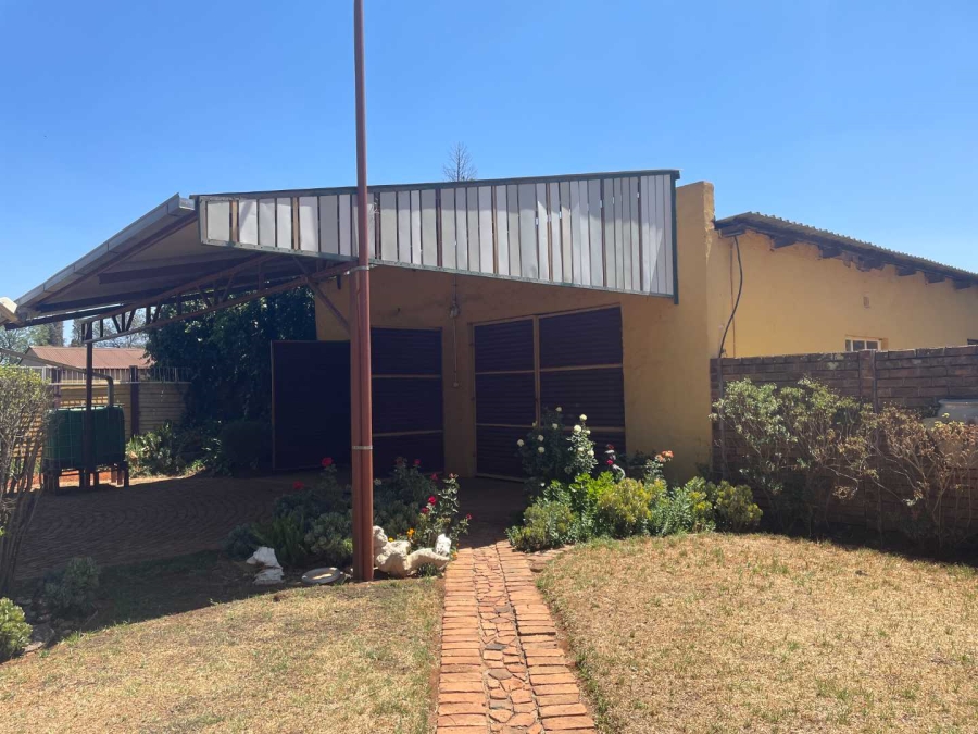 4 Bedroom Property for Sale in Rietkol Mpumalanga