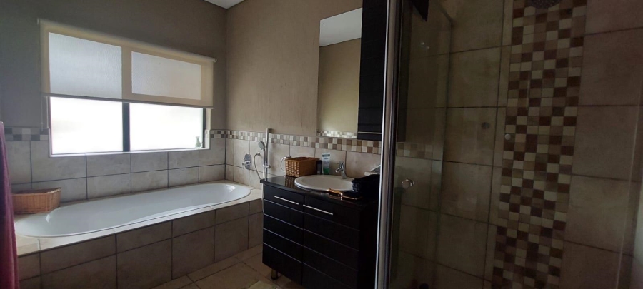 3 Bedroom Property for Sale in Elawini Lifestyle Estate Mpumalanga