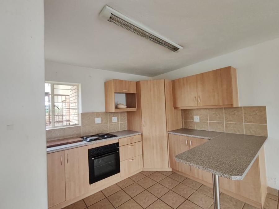 2 Bedroom Property for Sale in Stonehenge Ext 1 Mpumalanga