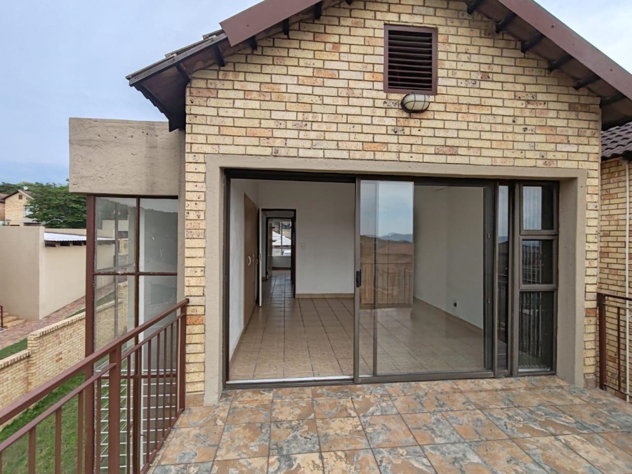 2 Bedroom Property for Sale in Stonehenge Ext 1 Mpumalanga