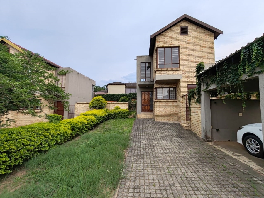 2 Bedroom Property for Sale in Stonehenge Ext 1 Mpumalanga