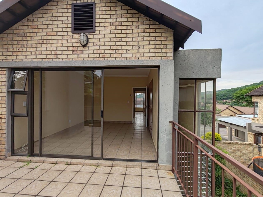 2 Bedroom Property for Sale in Stonehenge Ext 1 Mpumalanga