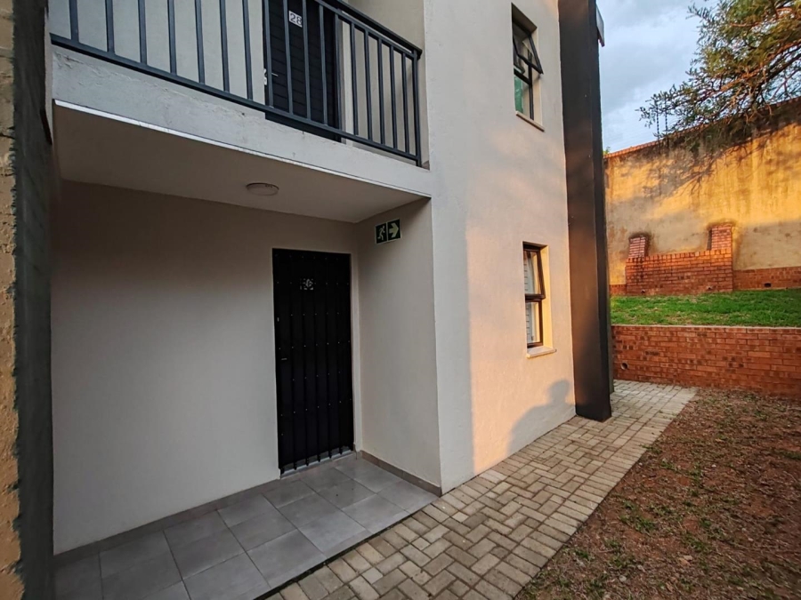 2 Bedroom Property for Sale in Stonehenge Ext 1 Mpumalanga