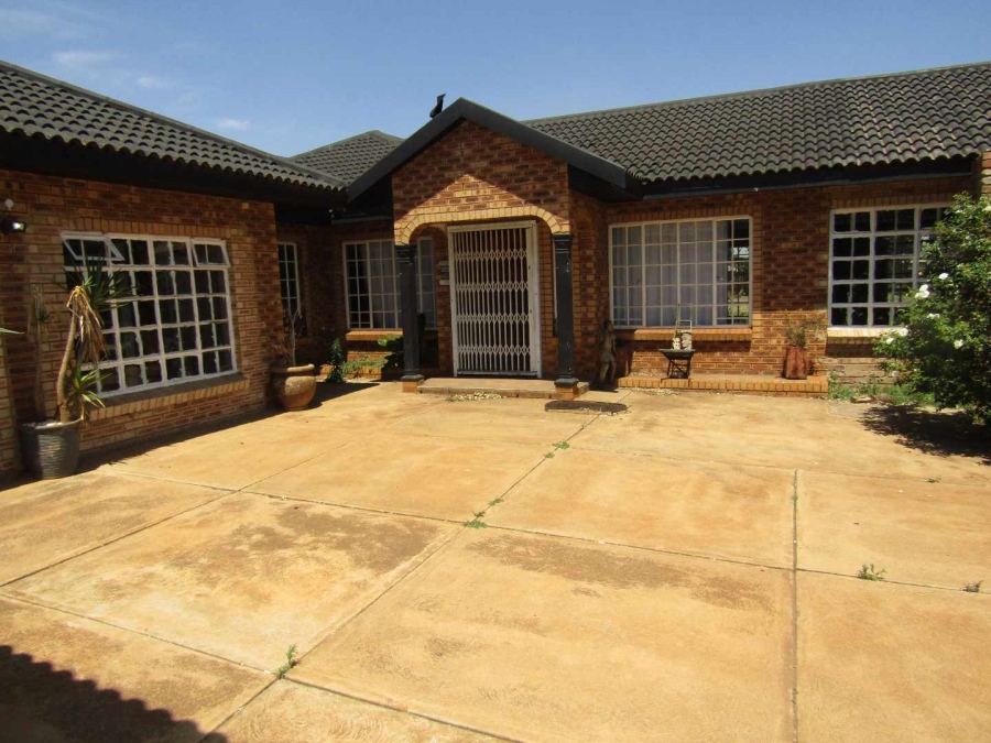 To Let 4 Bedroom Property for Rent in Delmas Mpumalanga