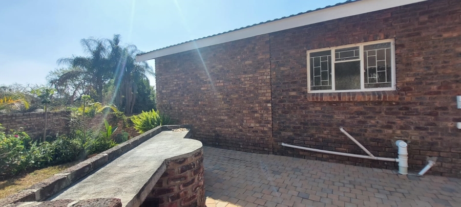 5 Bedroom Property for Sale in Sonheuwel Mpumalanga