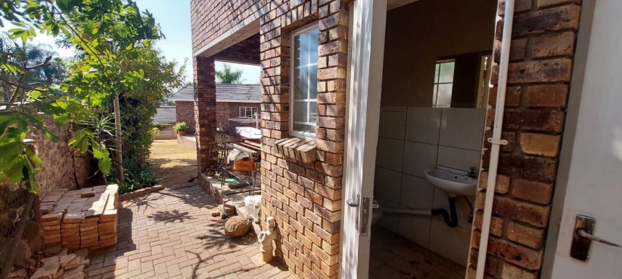 5 Bedroom Property for Sale in Sonheuwel Mpumalanga