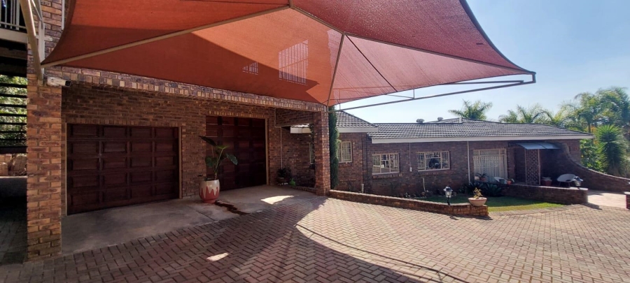 5 Bedroom Property for Sale in Sonheuwel Mpumalanga